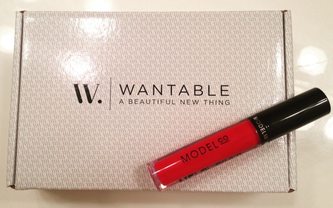 wantable model co lip lacquer fire red